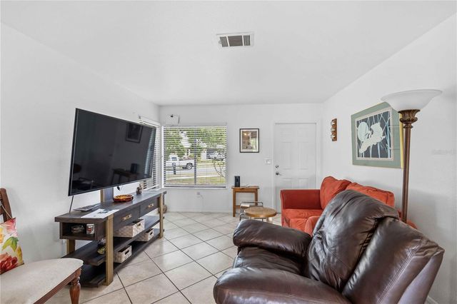 6911 KENWOOD DRIVE, North Port, FL 34287