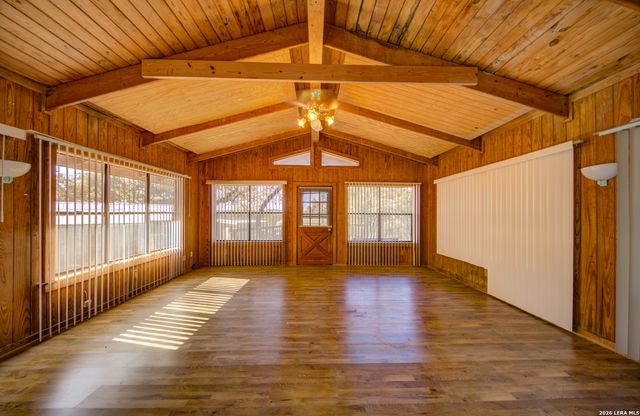 25926 Fleet Garden, San Antonio, TX 78255