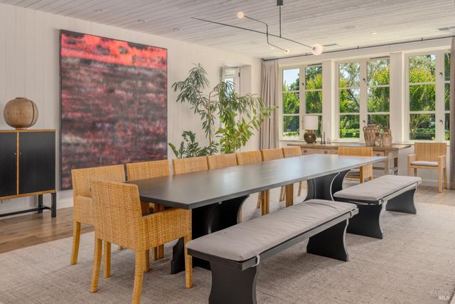 900 Rutherford Rd, Rutherford, CA 94573