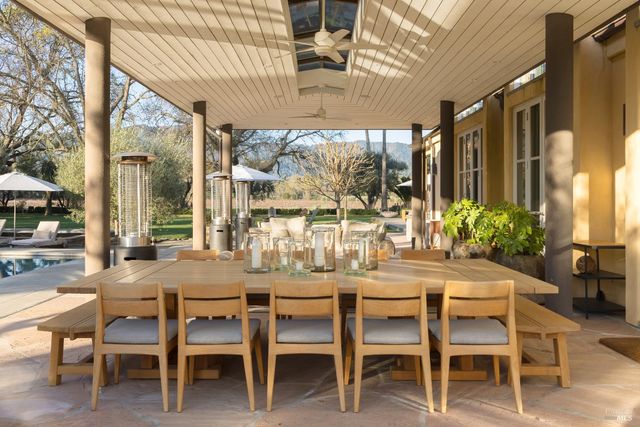 900 Rutherford Rd, Rutherford, CA 94573