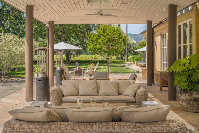 900 Rutherford Rd, Rutherford, CA 94573