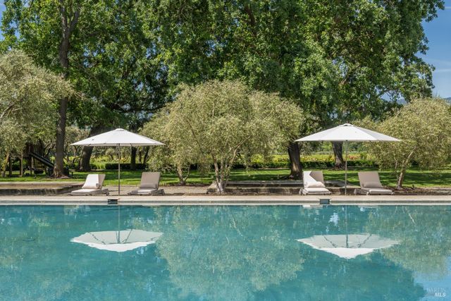 900 Rutherford Rd, Rutherford, CA 94573