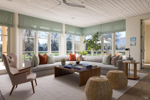 900 Rutherford Rd, Rutherford, CA 94573