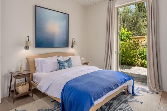 900 Rutherford Rd, Rutherford, CA 94573