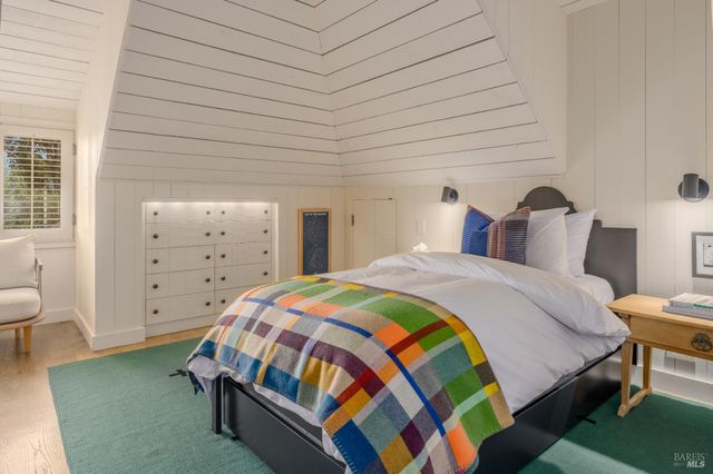 900 Rutherford Rd, Rutherford, CA 94573