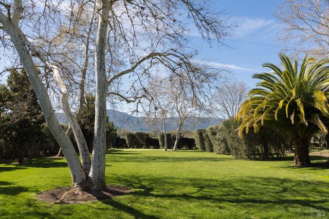 900 Rutherford Rd, Rutherford, CA 94573