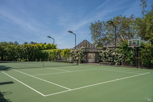 900 Rutherford Rd, Rutherford, CA 94573