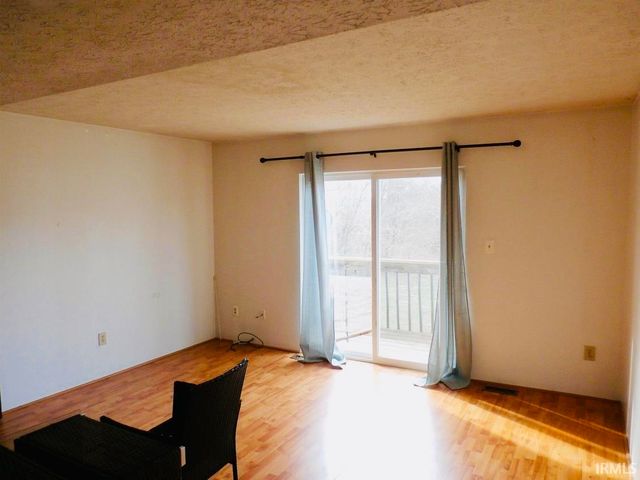 2370 S Henderson Street, Bloomington, IN 47401