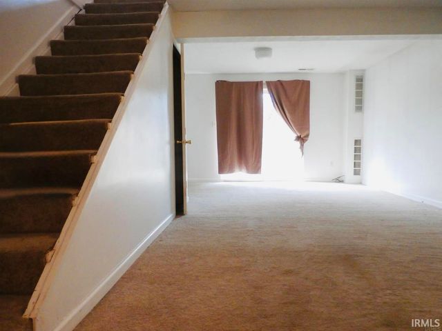 2370 S Henderson Street, Bloomington, IN 47401