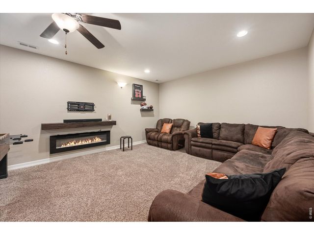 4373 Lemon Grass Dr, Johnstown, CO 80534