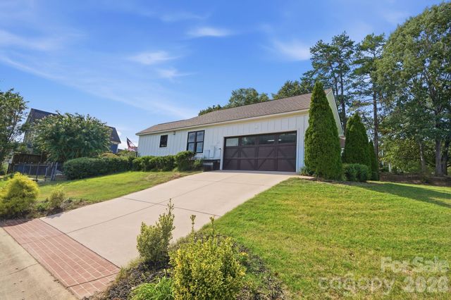 12632 Sulgrave Drive, Huntersville, NC 28078