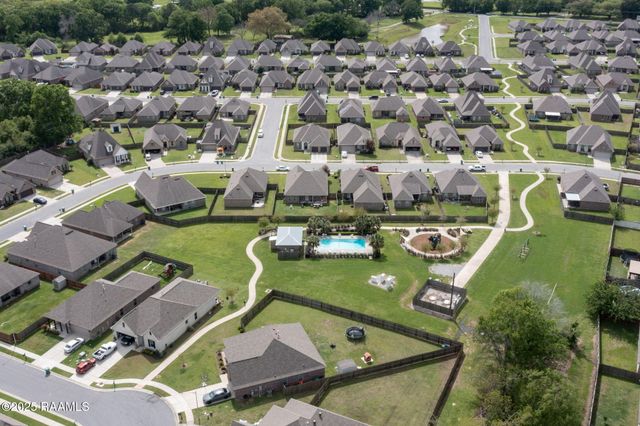 404 Cautillion Drive, Youngsville, LA 70592