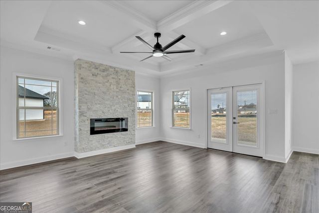 165 Early Drive, Byron, GA 31008