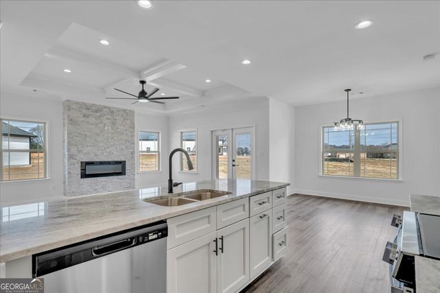 165 Early Drive, Byron, GA 31008