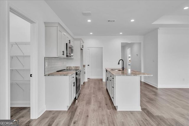 165 Early Drive, Byron, GA 31008