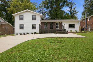 2515 Sleepy Hollow Dr, Nashville, TN 37217