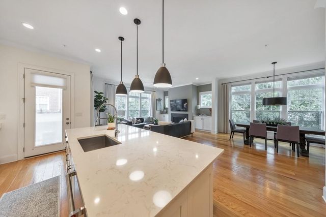 236 Elsworthy Place, Marietta, GA 30060