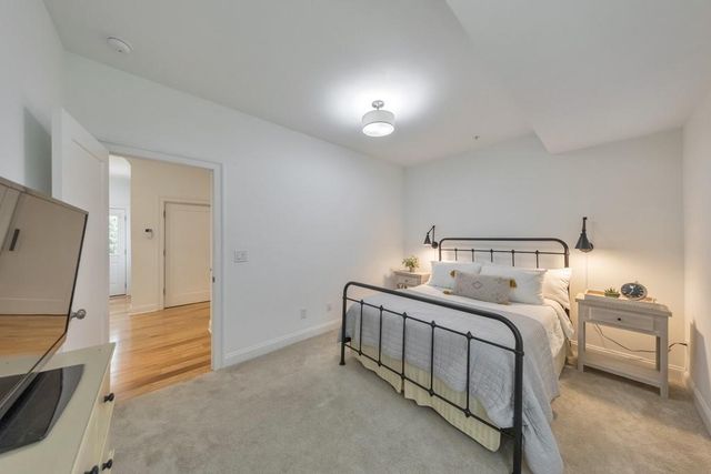 236 Elsworthy Place, Marietta, GA 30060