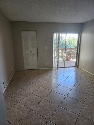 7630 Westwood Drive 328, Tamarac, FL 33321