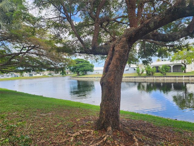 7630 Westwood Drive 328, Tamarac, FL 33321