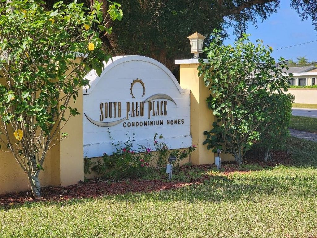 7630 Westwood Drive 328, Tamarac, FL 33321