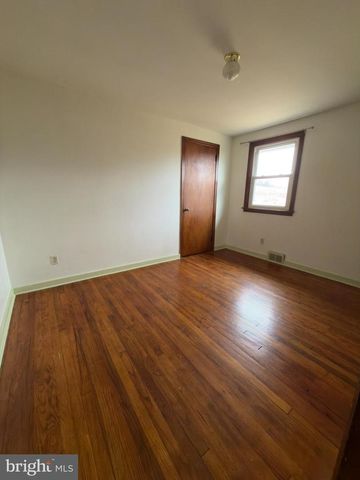 204 OLD WEST PENN AVE, Wernersville, PA 19565