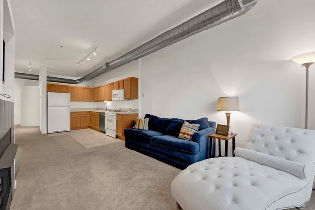 1000 E 53rd Street 603, Chicago, IL 60615