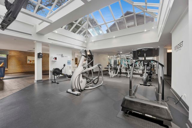 1000 E 53rd Street 603, Chicago, IL 60615