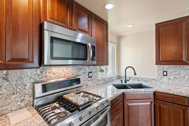 33 Selena Ct, Antioch, CA 94509