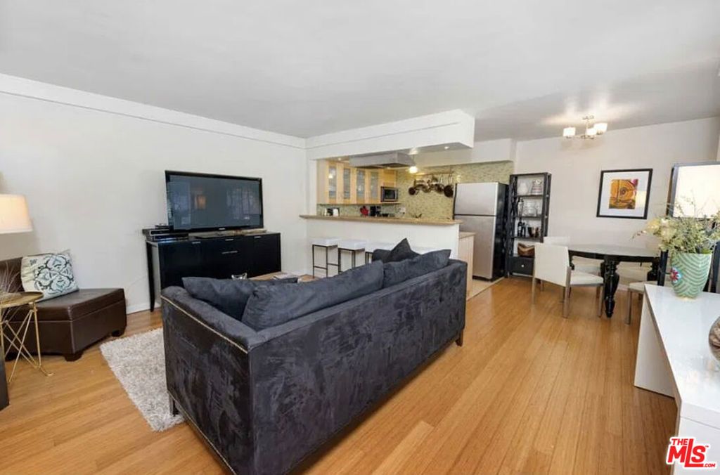 404 San Vicente Boulevard 28, Santa Monica, CA 90402 — photo 4