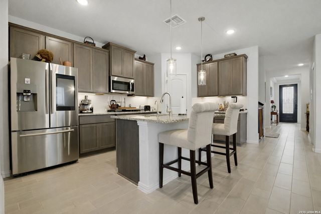 1606 Couser, New Braunfels, TX 78132