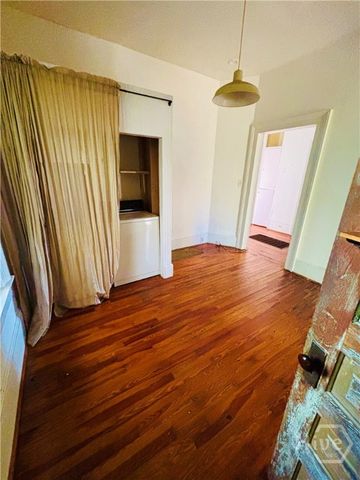 75 Arch Street, Athens, GA 30601