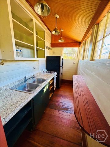 75 Arch Street, Athens, GA 30601