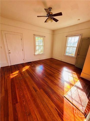 75 Arch Street, Athens, GA 30601