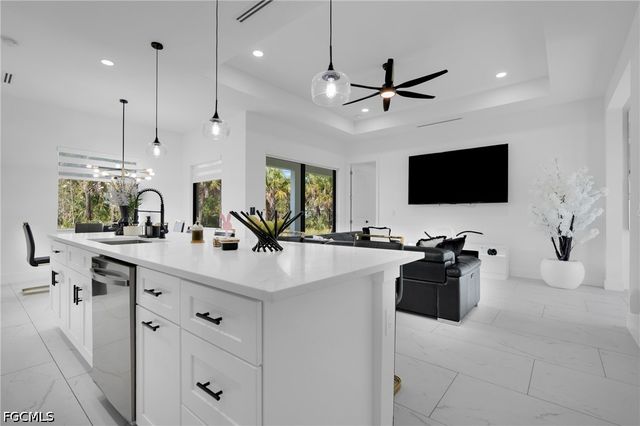 2908 25th ST W, Lehigh Acres, FL 33971