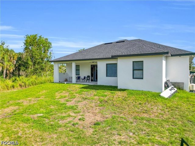 2908 25th ST W, Lehigh Acres, FL 33971