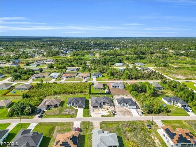 2908 25th ST W, Lehigh Acres, FL 33971