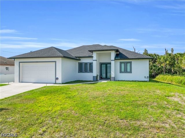 2908 25th ST W, Lehigh Acres, FL 33971