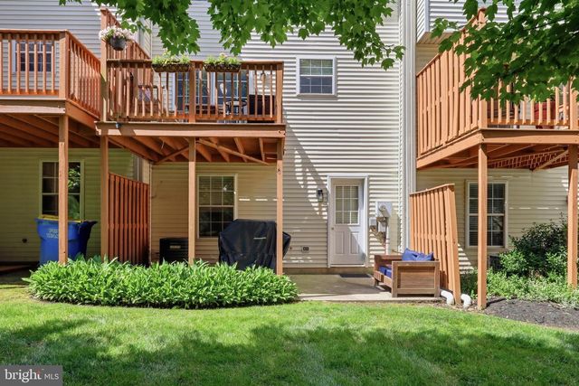 209 SEPTEMBER WAY, York, PA 17403