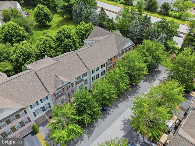 209 SEPTEMBER WAY, York, PA 17403