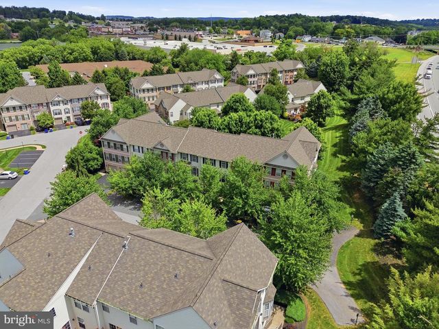 209 SEPTEMBER WAY, York, PA 17403