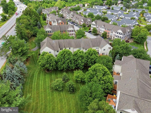 209 SEPTEMBER WAY, York, PA 17403