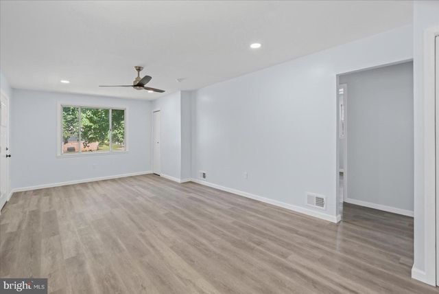 927 HOMBERG AVE, Baltimore, MD 21221