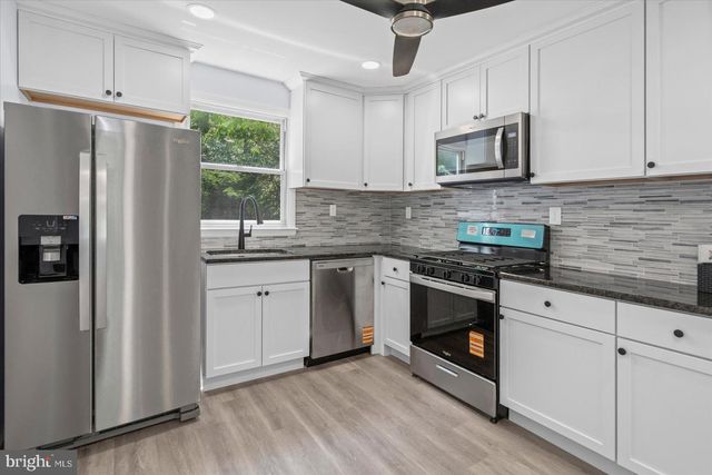 927 HOMBERG AVE, Baltimore, MD 21221