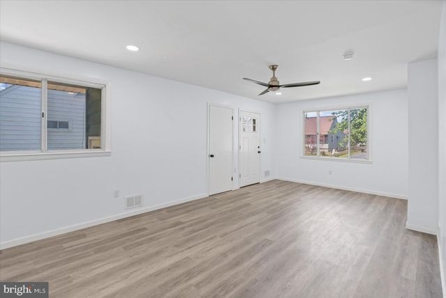 927 HOMBERG AVE, Baltimore, MD 21221