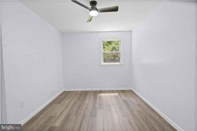 927 HOMBERG AVE, Baltimore, MD 21221