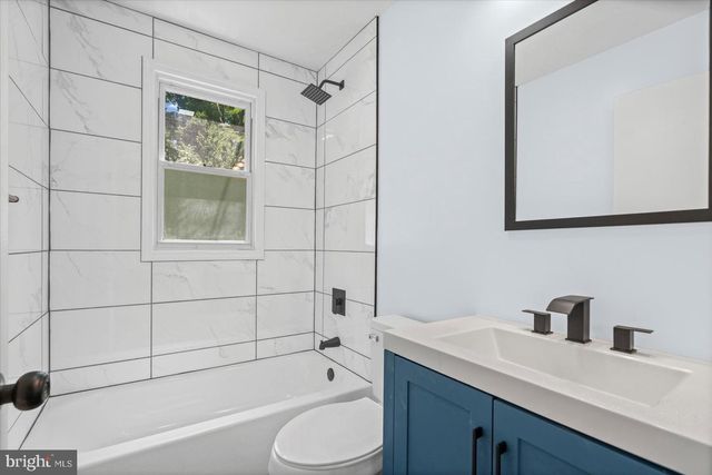 927 HOMBERG AVE, Baltimore, MD 21221