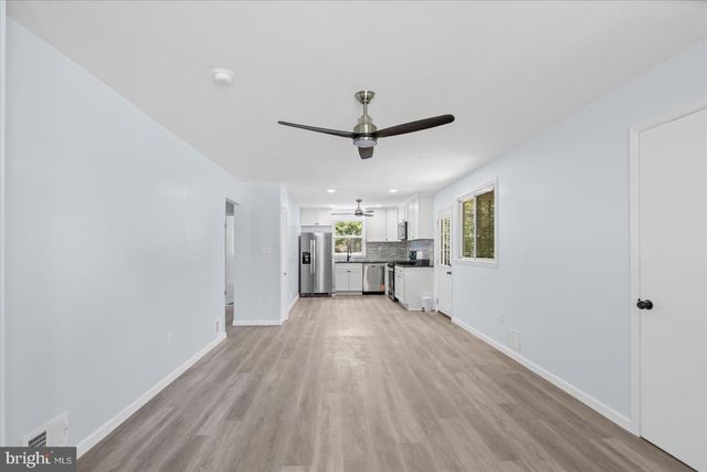 927 HOMBERG AVE, Baltimore, MD 21221