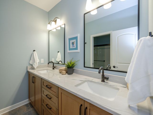 6583 W Hidden Lake Circle, Richland Twp, MI 49083