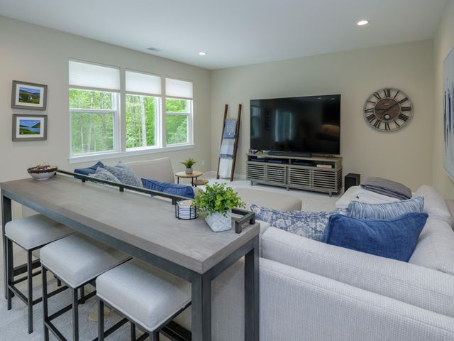 6583 W Hidden Lake Circle, Richland Twp, MI 49083
